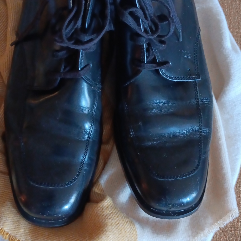 Tod's Black Leather Boots - Picture 5 of 12